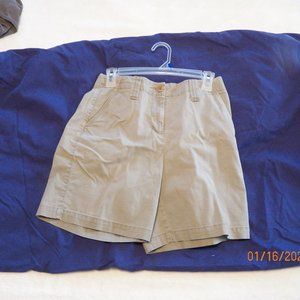 TALBOTS STRETCH TAN SHORTS SIZE 4